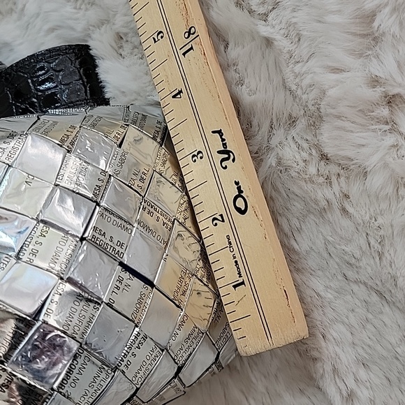 Nahui Ollin Wrapper Bag - Picture 5 of 11